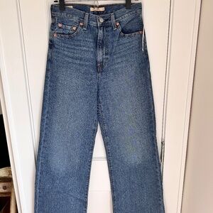 NWT LEVI'S Ribcage Wide Leg Denim Jeans Med Wash sz 2 / 26 x 32